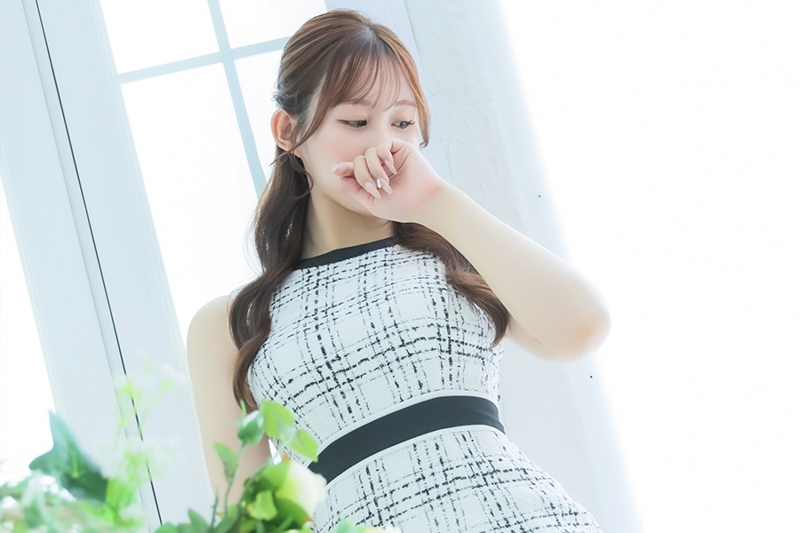 名古屋風俗人妻デリヘル Yura 写真